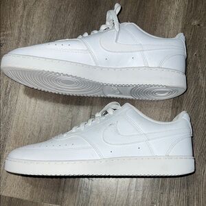 Classic White Men's Nike Sneakers Sz 13